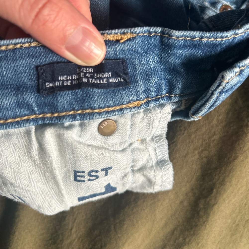 Gap High Waisted Denim Shorts - Picture 3 of 3